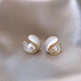 Orecchini in Opale Bianco con Perle
