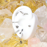 Stud per Piercing Piatto a Curva con Cinque Petali in Titanio