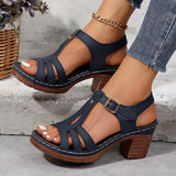 Sandali classici con fibbie