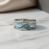 Anello Elegante in Argento con Onde Turchesi