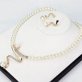 Set collana e orecchini con perle naturali