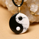 Pendente "Yin-Yang" in Howlite e Ossidiana Nera