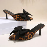 Tacchi a nodo leopardato Sienna