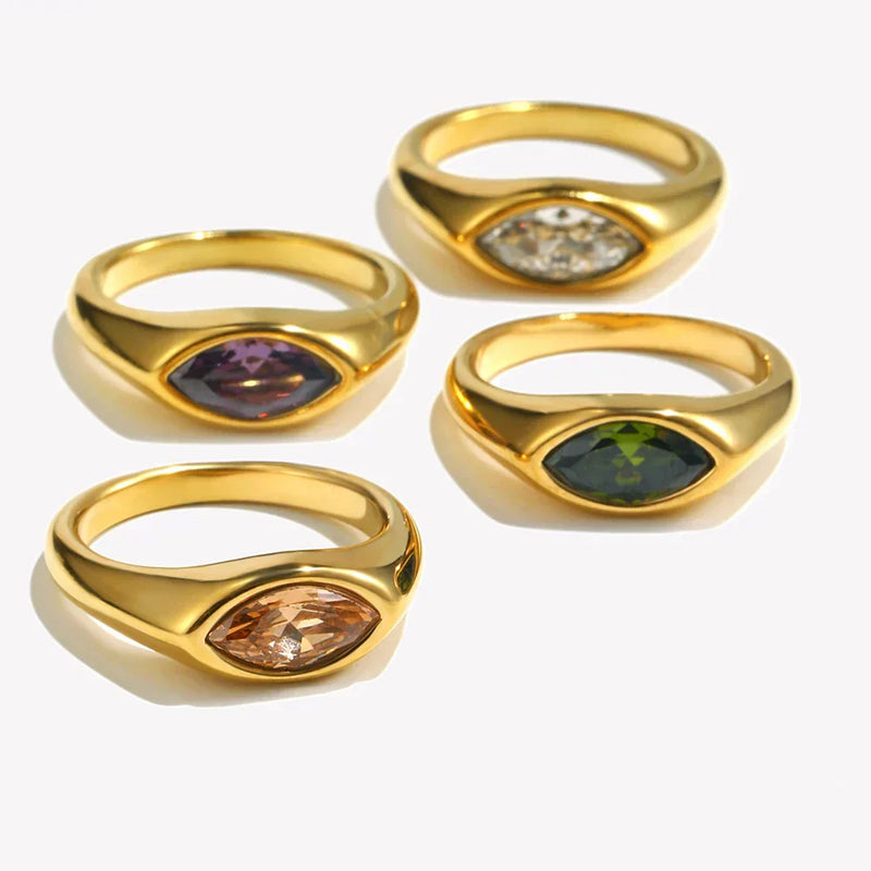 Anello Sigillo in Oro con Gemma Marquise