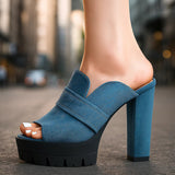 Delilah tacchi in denim