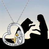Collana d'Argento con Design a Cuore e Cane con Zirconia