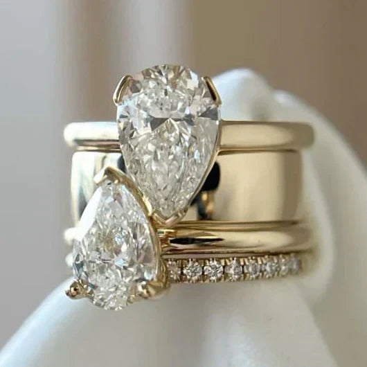 Anello a Goccia in Zirconia Vintage