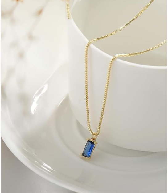 Collana con Pendente Minimalista in Zaffiro