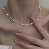 Collana elegante realizzata con perle lucenti