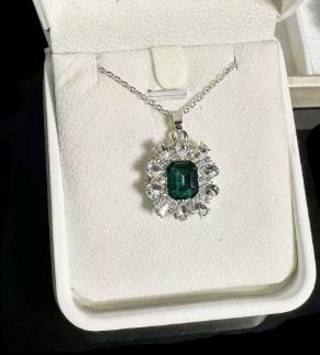 Collana Meliora Brenswyn