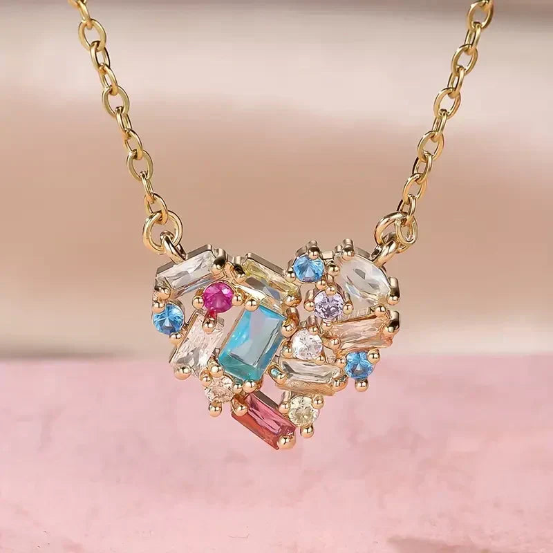 Collana a Cuore con Luccichio Colorato